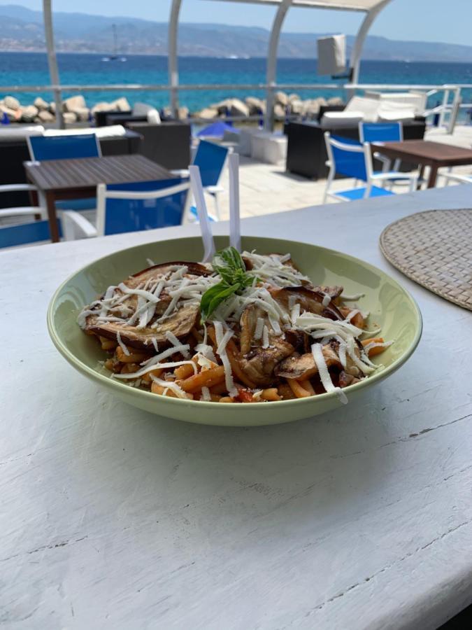 Bed And Beach เมสซีนา ภายนอก รูปภาพ